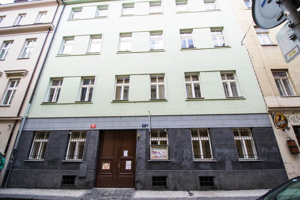 Appartement National Theater Ruterra Flat à Prague Extérieur photo