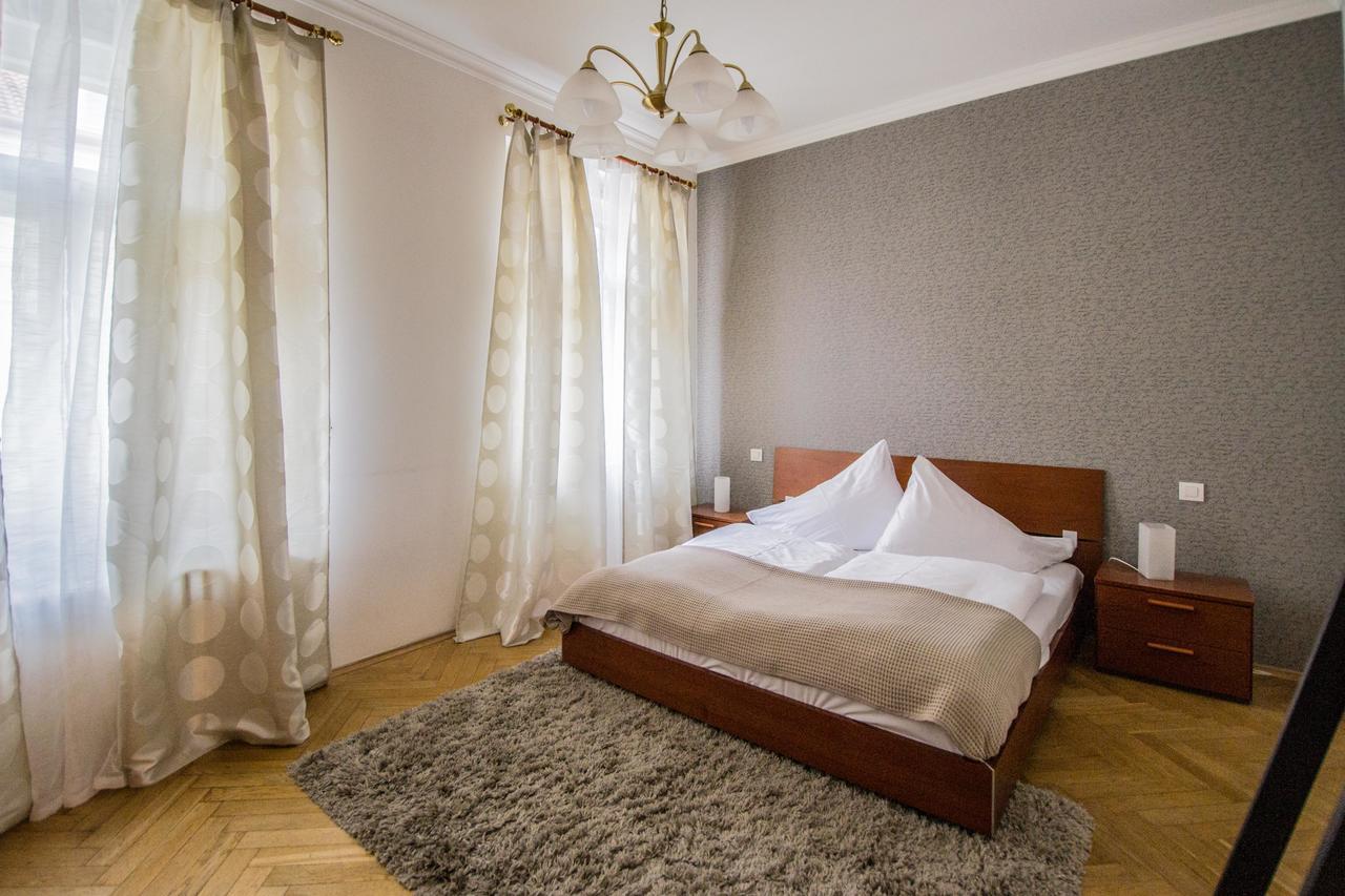 Appartement National Theater Ruterra Flat à Prague Extérieur photo